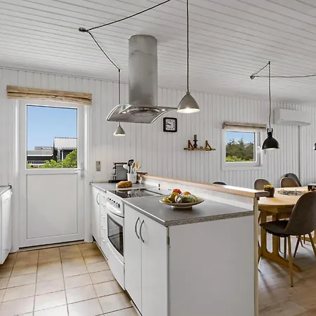 Hébergement de vacances Four-bedroom In Harboore